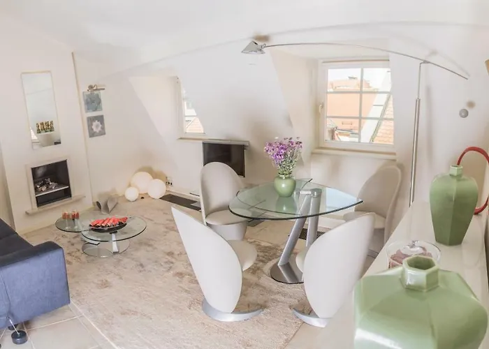 Apartman 7 *
